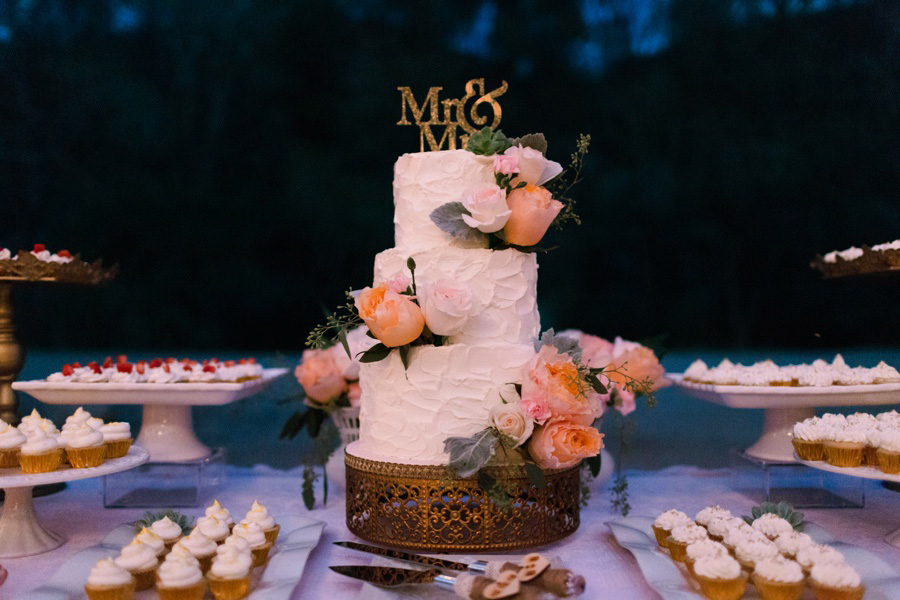 Phoenix Wedding Photographer; Phoenix Wedding; Aaron Hoskins Photography; The Hoskins Photo; The Hoskins; Arizona Wedding Photographers; Sedona Wedding Photographers; Flagstaff Wedding Photographers; Tucson Wedding Photographers; Outdoor Weddings