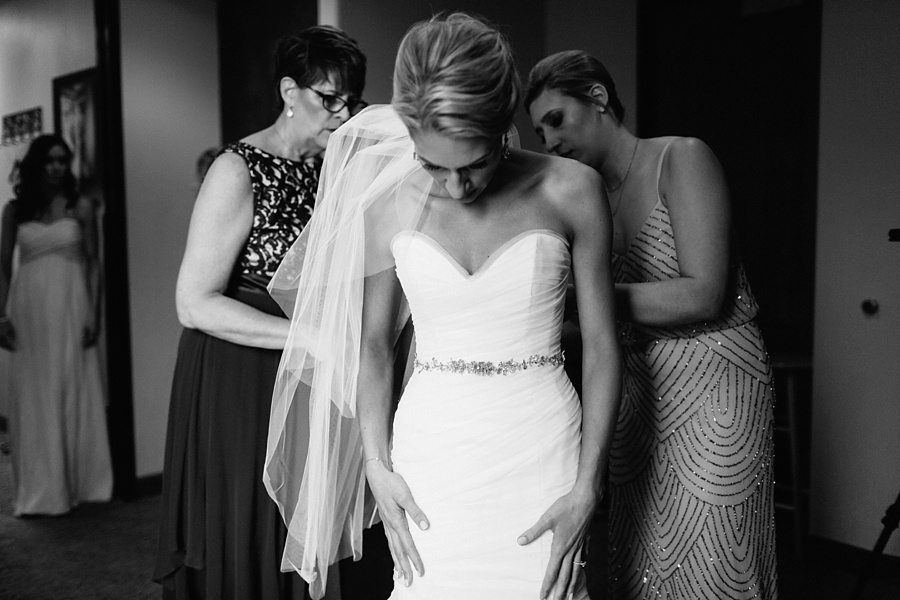 Phoenix Wedding Photographers; Phoenix Wedding; Aaron Hoskins Photography; The Hoskins Photography; The Hoskins; Arizona Wedding Photographers; Sedona Wedding Photographers; Flagstaff Wedding Photographers; Tucson Wedding Photographers; Outdoor Weddings; Phoenix Wedding Photography; Troon North Wedding