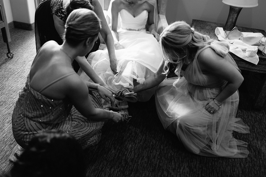 Phoenix Wedding Photographers; Phoenix Wedding; Aaron Hoskins Photography; The Hoskins Photography; The Hoskins; Arizona Wedding Photographers; Sedona Wedding Photographers; Flagstaff Wedding Photographers; Tucson Wedding Photographers; Outdoor Weddings; Phoenix Wedding Photography; Troon North Wedding