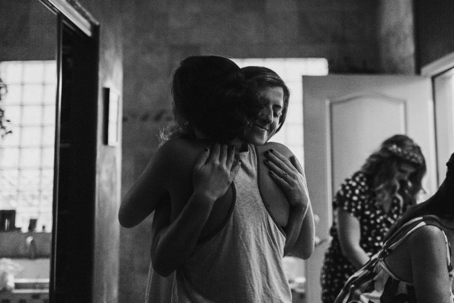 Phoenix Wedding Photographer; Phoenix Wedding; Phoenix Wedding Photographers; Husband and Wife Photographers; Phoenix Outdoor Wedding; Phoenix Backyard Wedding; The Hoskins; Scottsdale Wedding Photographers