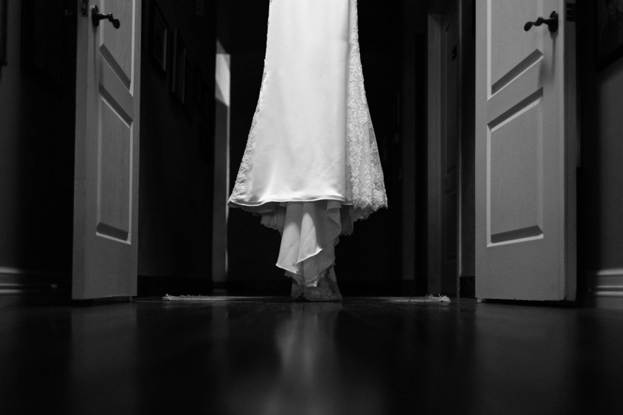 Phoenix Wedding Photographer; Phoenix Wedding; Phoenix Wedding Photographers; Husband and Wife Photographers; Phoenix Outdoor Wedding; Phoenix Backyard Wedding; The Hoskins; Scottsdale Wedding Photographers