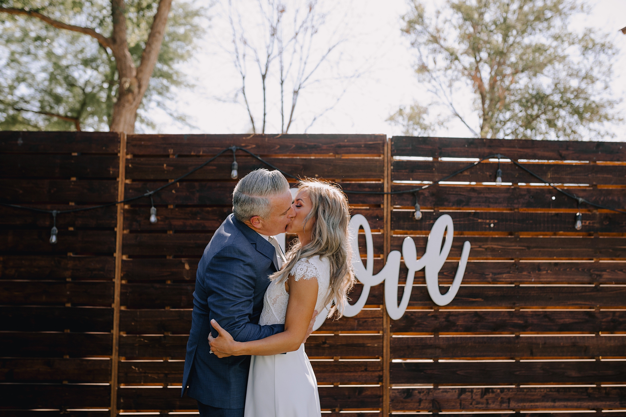 Phoenix Wedding Photographer, Scottsdale Wedding Photographer, Phoenix Backyard Wedding, Phoenix Backyard Wedding Photographer, Arizona Wedding Photographer, Outdoor Wedding Photographer, The Hoskins Photography