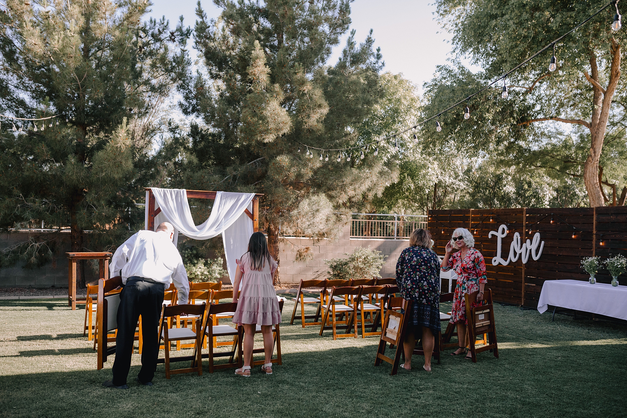 Phoenix Wedding Photographer, Scottsdale Wedding Photographer, Phoenix Backyard Wedding, Phoenix Backyard Wedding Photographer, Arizona Wedding Photographer, Outdoor Wedding Photographer, The Hoskins Photography