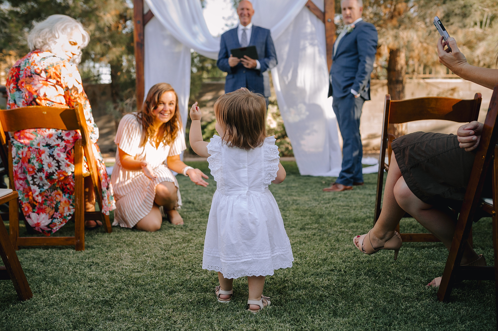 Phoenix Wedding Photographer, Scottsdale Wedding Photographer, Phoenix Backyard Wedding, Phoenix Backyard Wedding Photographer, Arizona Wedding Photographer, Outdoor Wedding Photographer, The Hoskins Photography