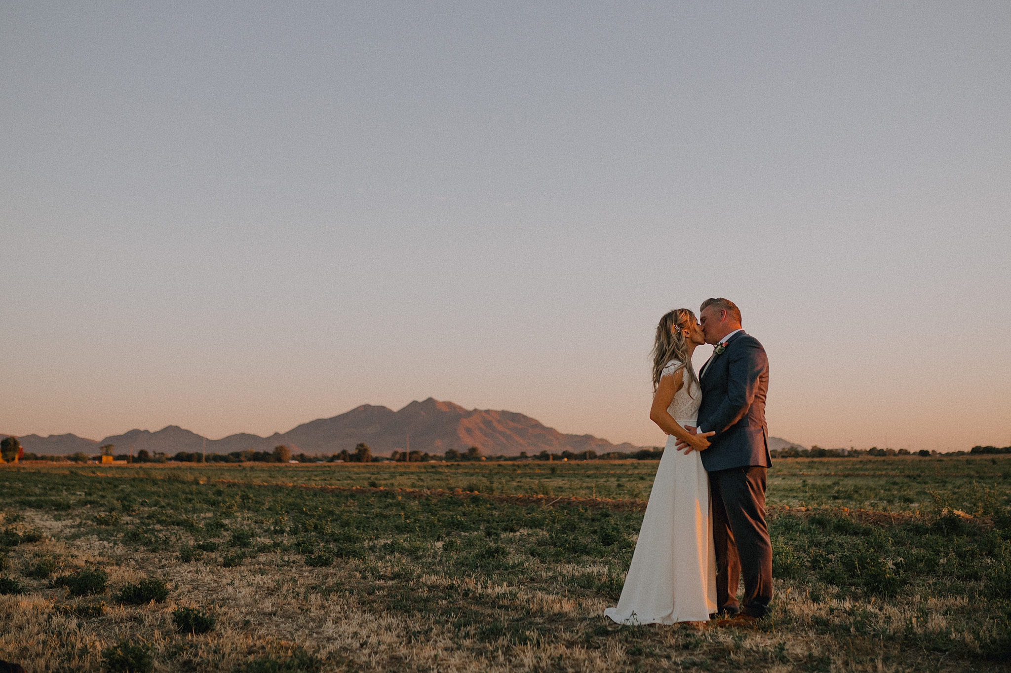 Phoenix Wedding Photographer, Scottsdale Wedding Photographer, Phoenix Backyard Wedding, Phoenix Backyard Wedding Photographer, Arizona Wedding Photographer, Outdoor Wedding Photographer, The Hoskins Photography