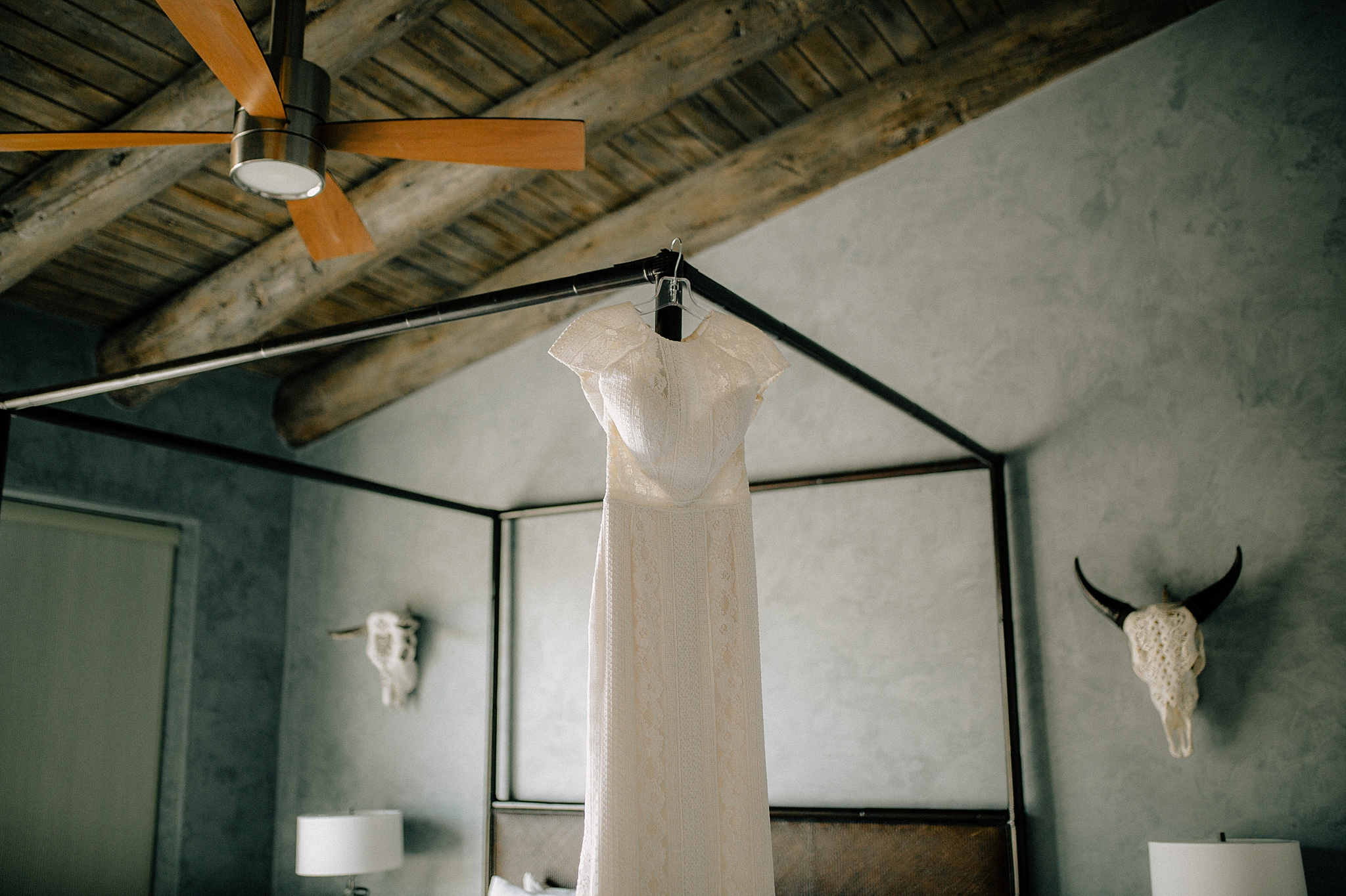 Scottsdale Wedding Photographer, Phoenix Wedding Photographer, Aaron Hoskins Photography, The Boulders Resort Wedding, Wedding Dress