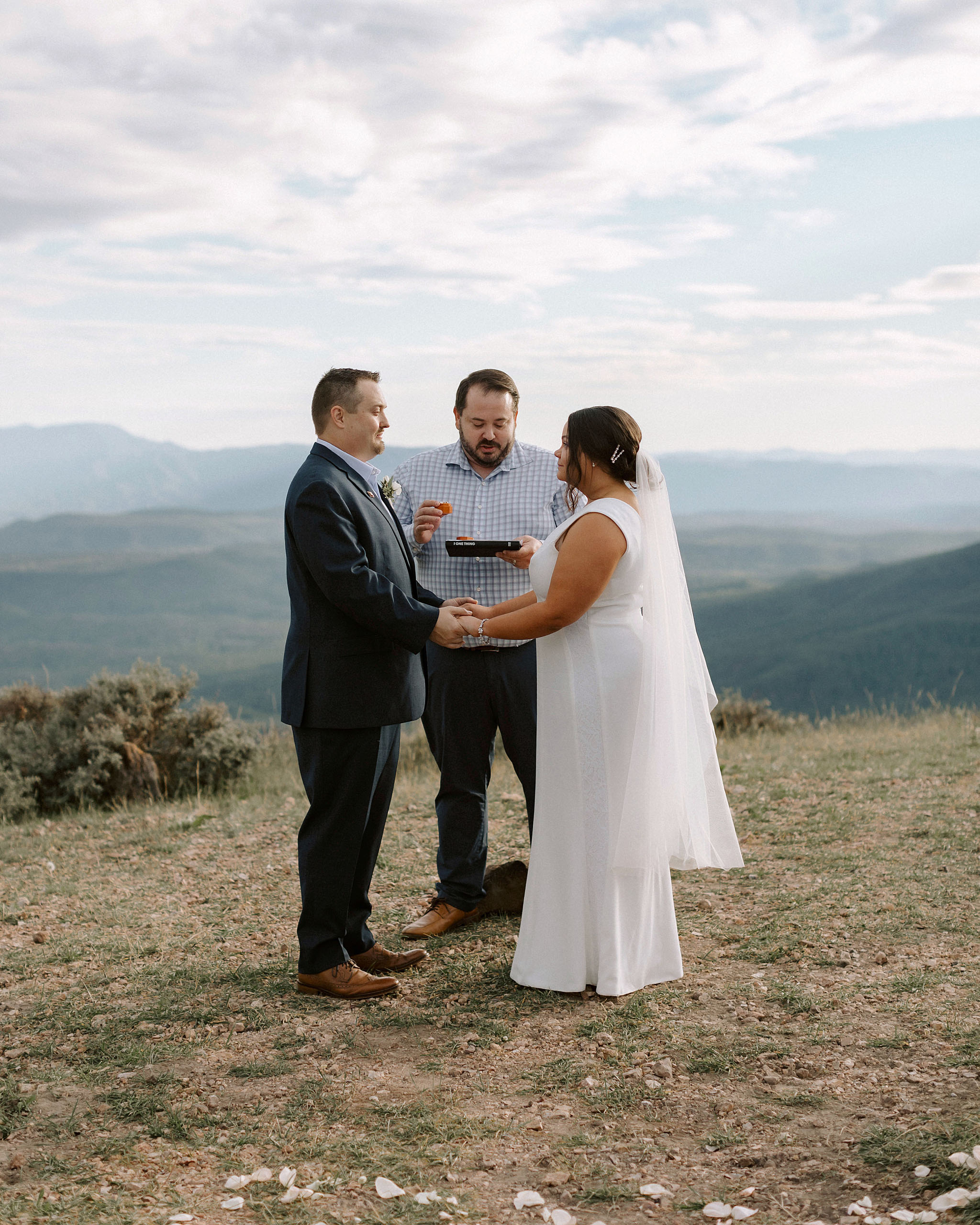 Wedding on the Mogollon Rim in Strawberry, Arizona, Phoenix Wedding Photographer