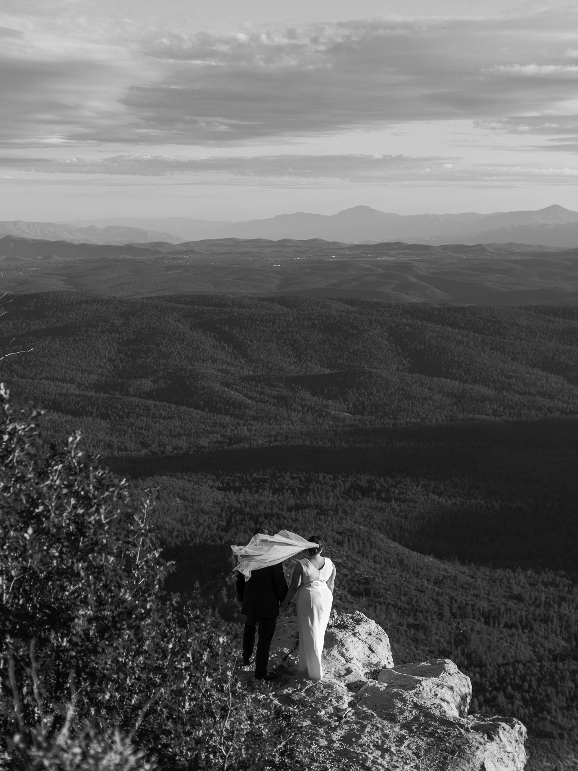 Wedding on the Mogollon Rim in Strawberry, Arizona, Phoenix Wedding Photographer