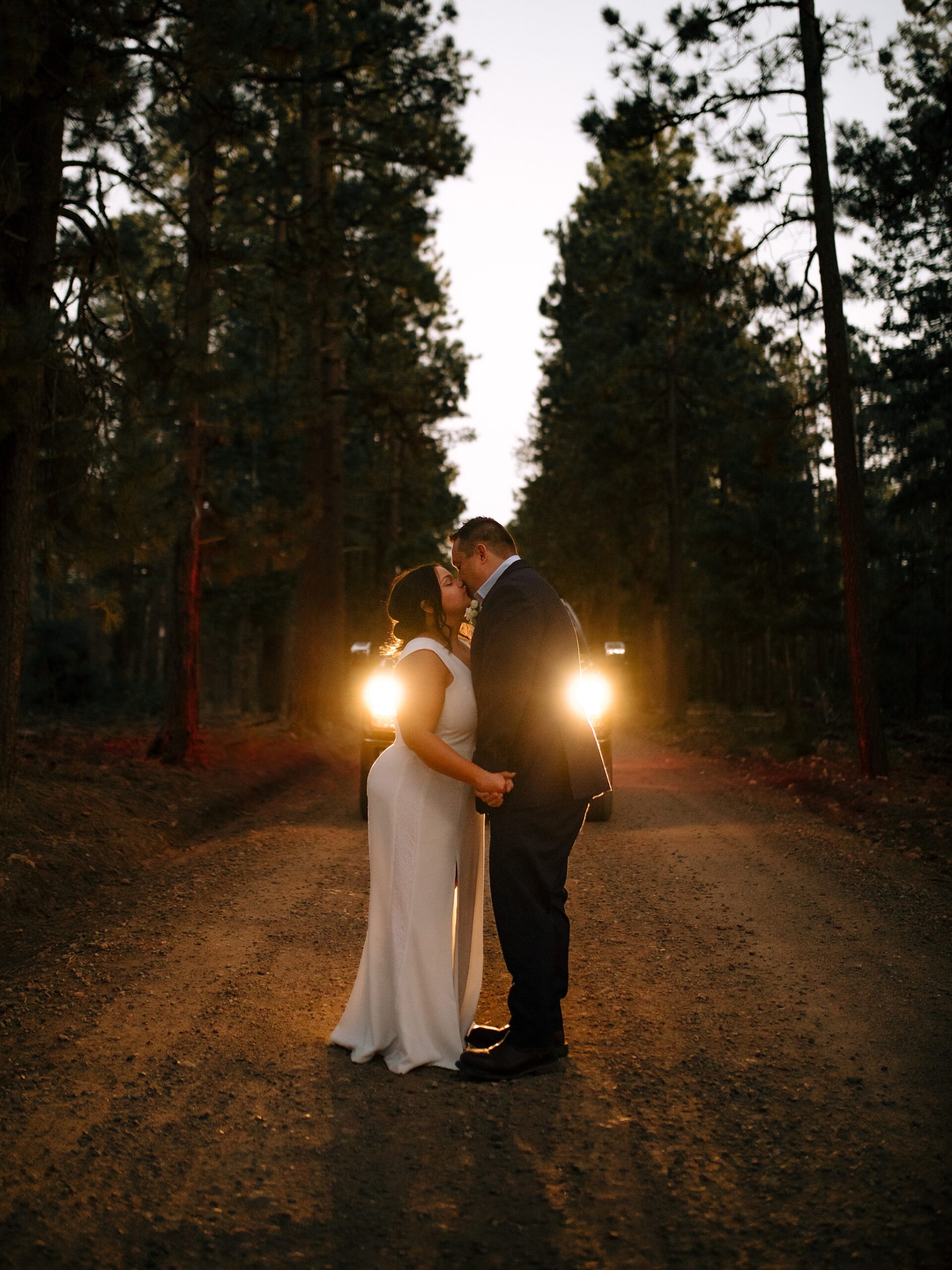 Wedding on the Mogollon Rim in Strawberry, Arizona, Phoenix Wedding Photographer, Bride and Groom Wedding