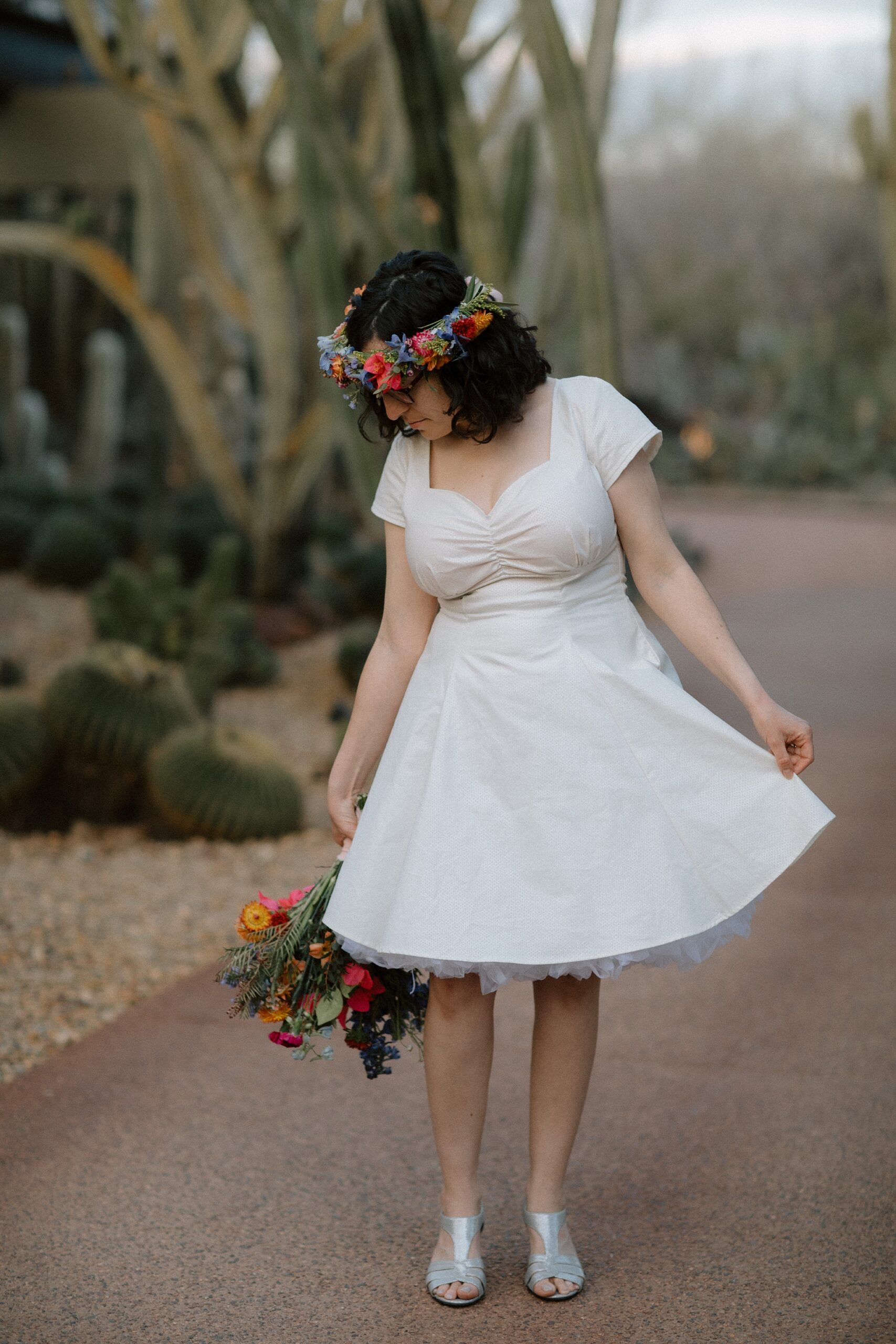 Bride & Groom, Phoenix Bride & Groom, Lovely Bride Phoenix Photos, Lovely Bride Phoenix, Desert Botanical Garden Bride, The Hoskins Photography