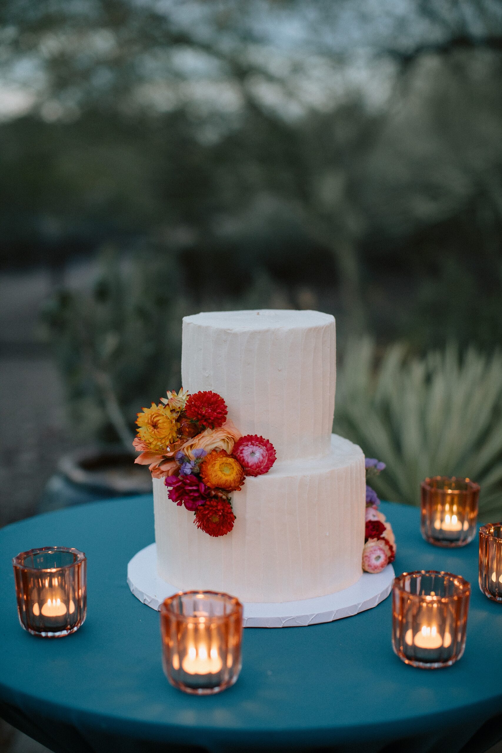 Outdoor Reception Venue, Desert Botanical Garden Wedding Reception, Steele Herb Garden Wedding Reception, Wedding Placesettings, Phoenix Wedding Reception, The Hoskins Photography