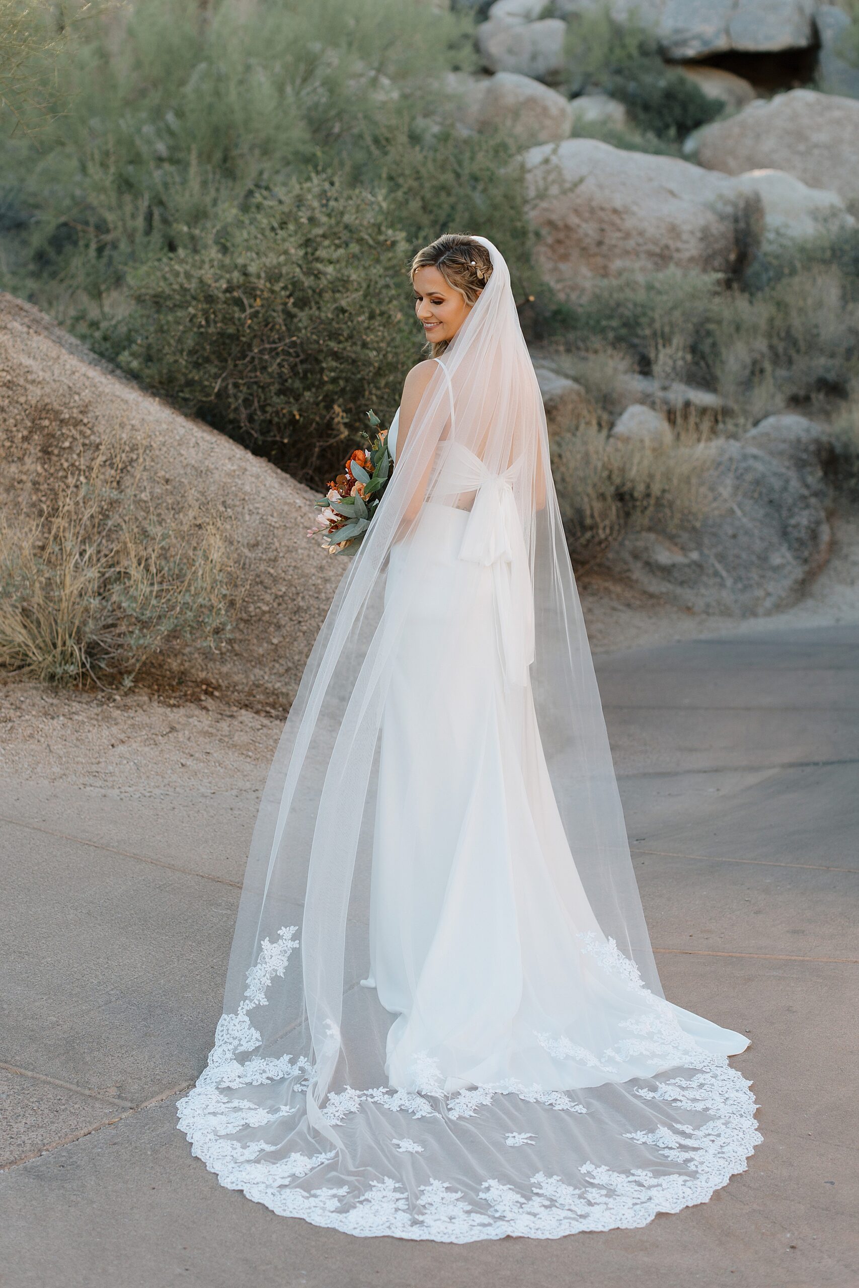 The Boulders Resort Wedding, The Hoskins Photography, Scottsdale Wedding, Desert Wedding, Phoenix Bride and Groom Wedding Veil, Bride