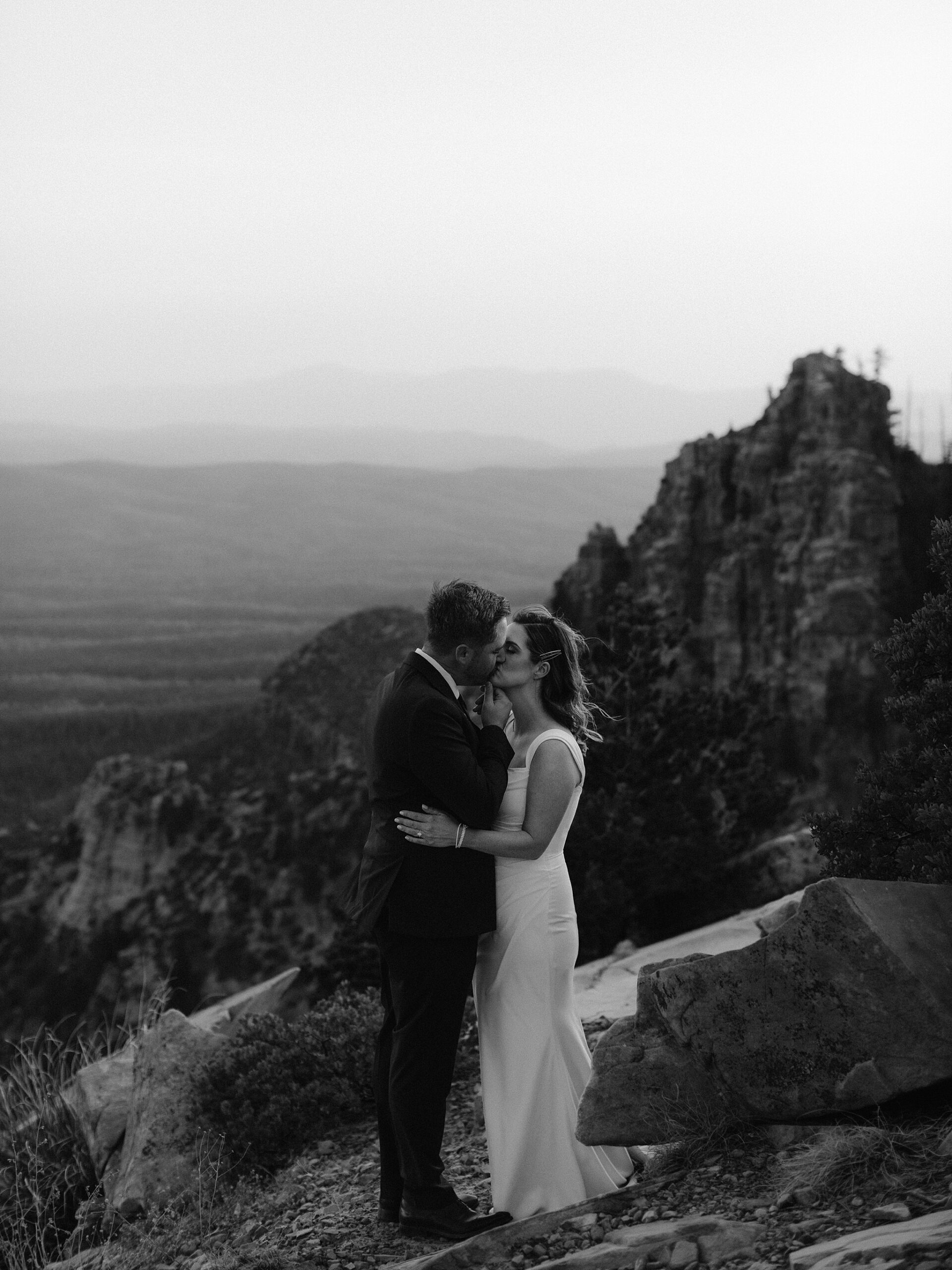 natural-wedding-portrait-mogollon-rim